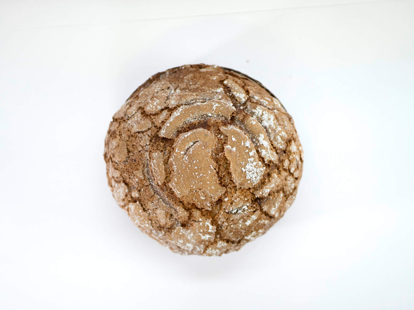 Panettone Artigianale Mandorlato Basso con Farcitura ai Frutti di Bosco